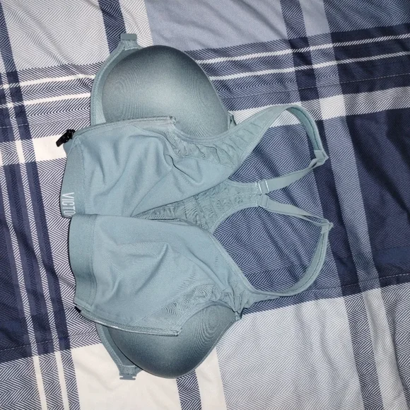 Victoria's Secret Teal Sports Bra. 36B - Picture 6 of 6